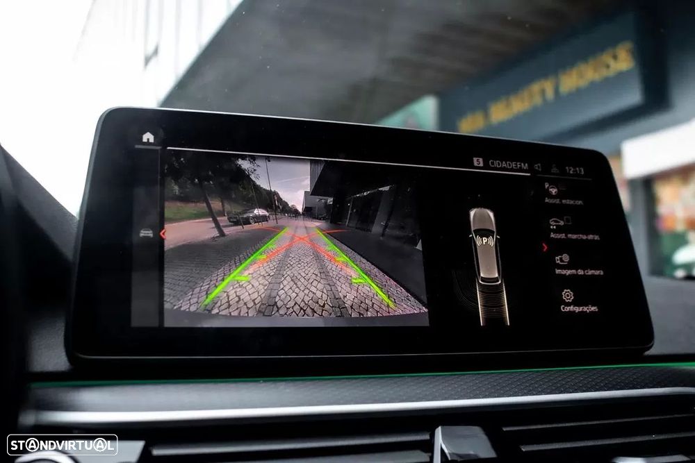 BMW 530 e Pack Desportivo M - 49