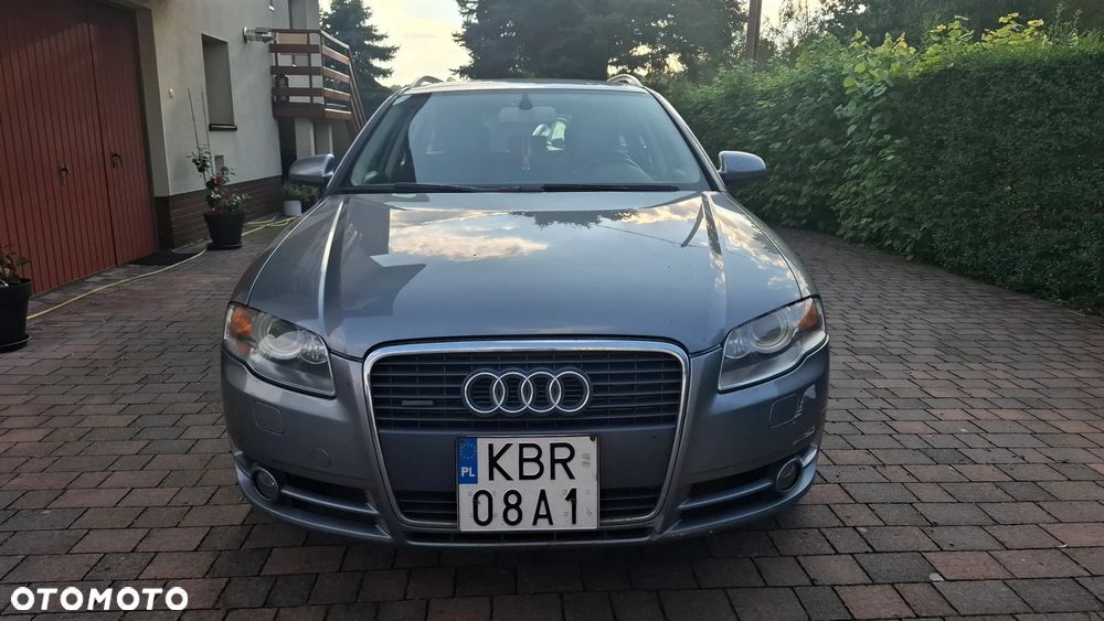 Audi A4 Avant 2.0 T FSI quattro - 9