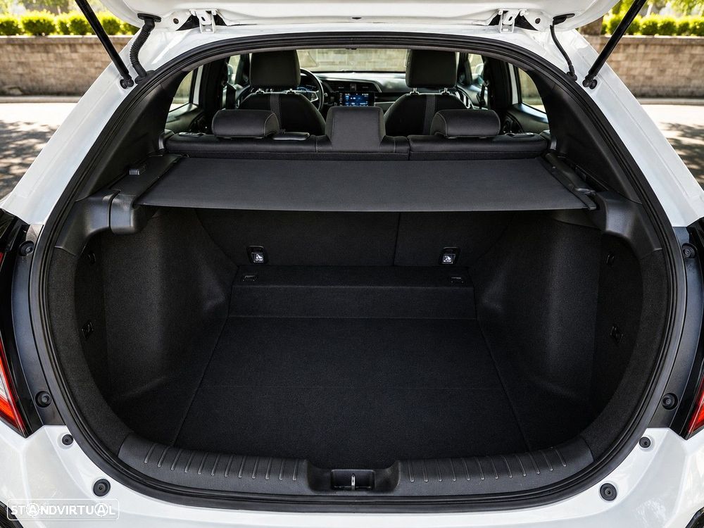 Honda Civic 1.0 i-VTEC Elegance Navi - 8