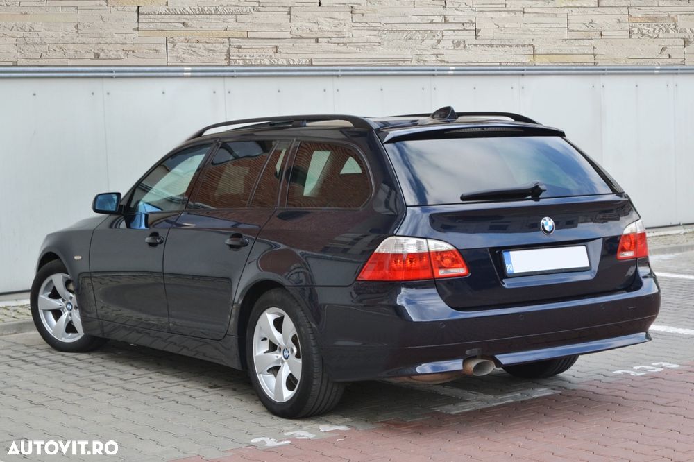 BMW Seria 5 520d Touring - 12