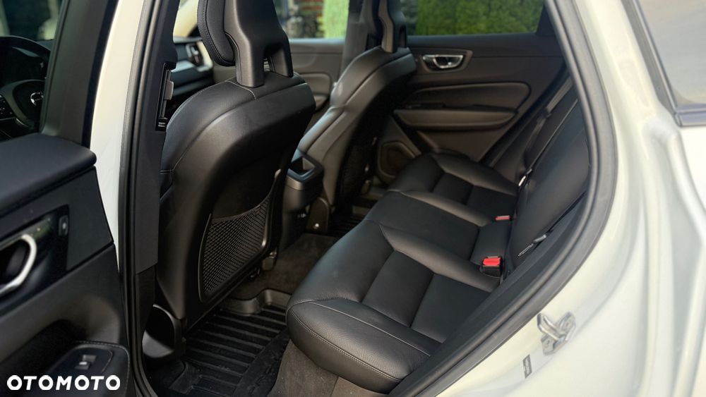 Volvo XC 60 T5 AWD Geartronic Momentum - 21
