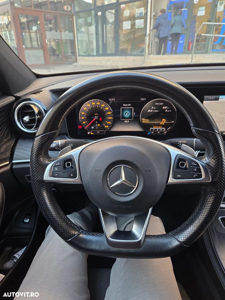 Mercedes-Benz E 220 d 4MATIC Aut. - 12