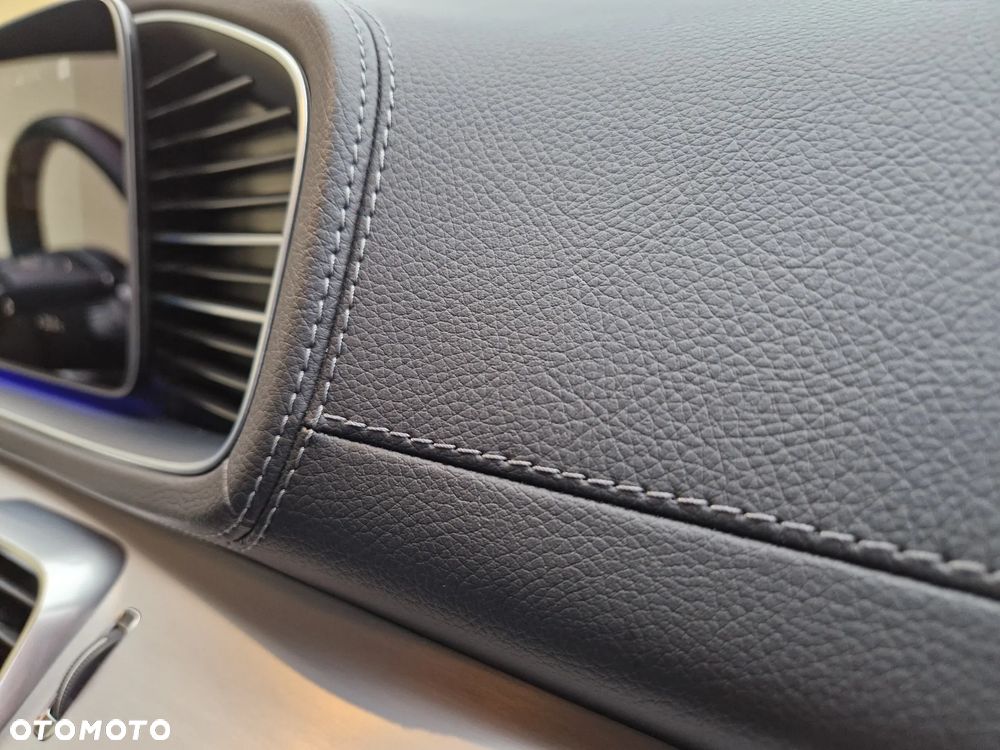 Mercedes-Benz GLE - 30