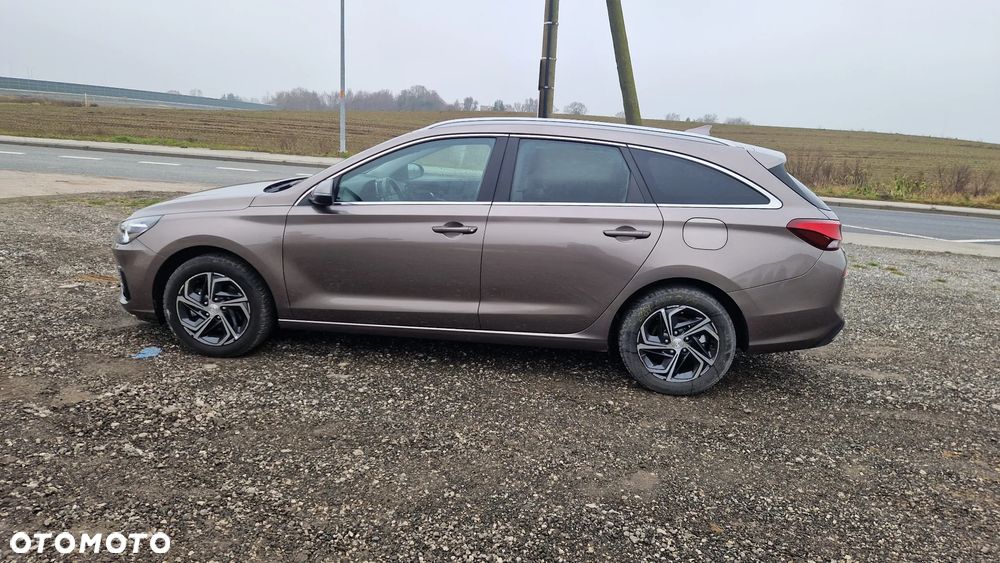 Hyundai i30 1.5 DPI Comfort - 8