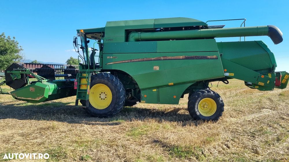 John Deere W440 - 24