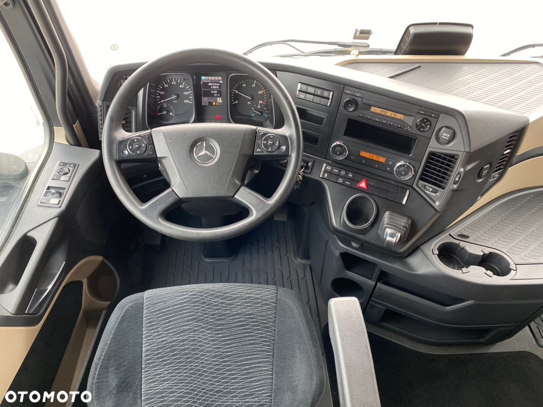 Mercedes-Benz Actros 1845 Big Space Salon Polska 1 właściciel - 8