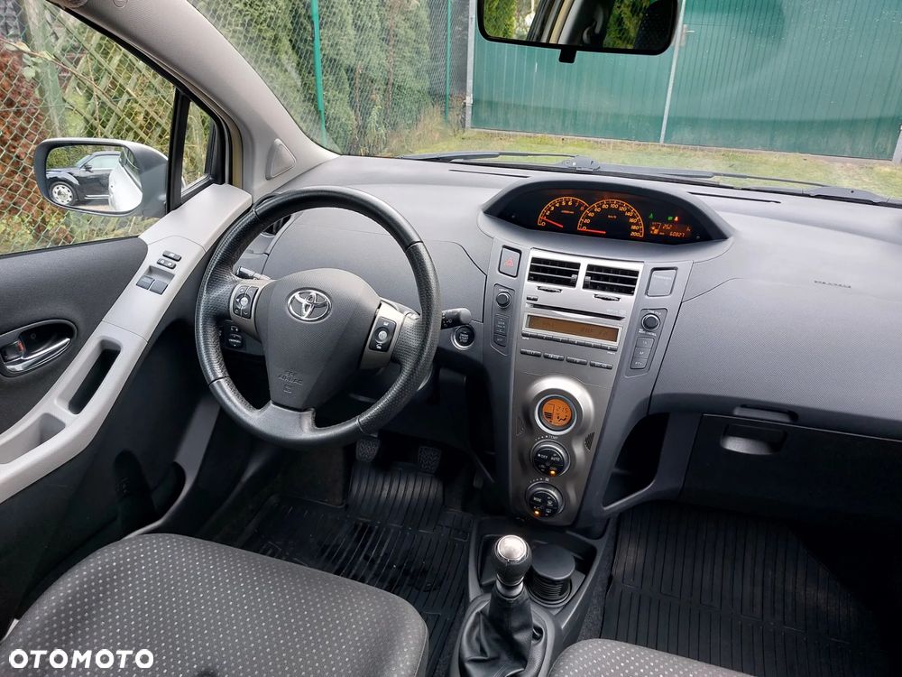 Toyota Yaris 1.33 VVT-i Edition - 6