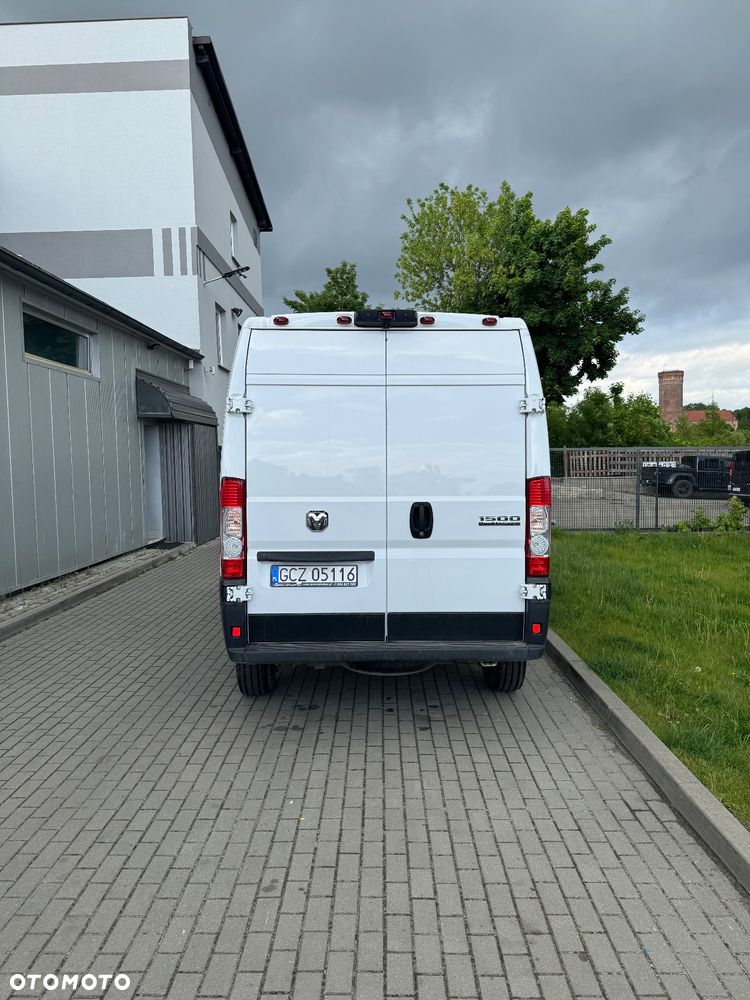 RAM PROMASTER 1500 - 3