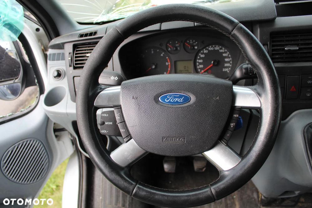Ford Transit - 15