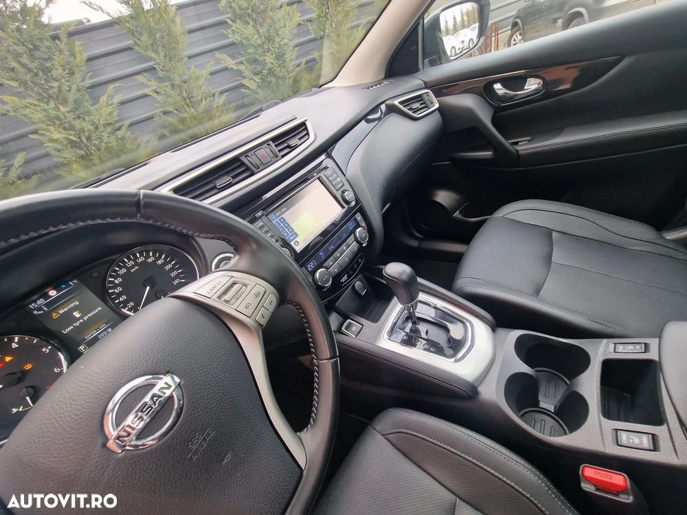 Nissan Qashqai 1.6 DCI Xtronic TEKNA - 14