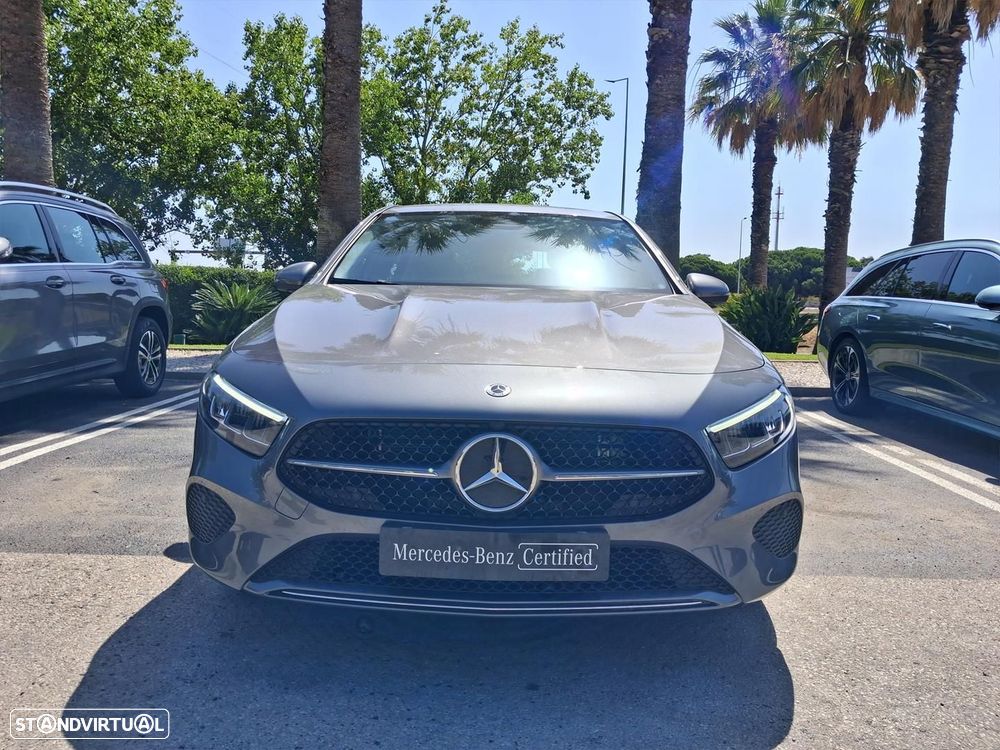 Mercedes-Benz A 250 e - 3