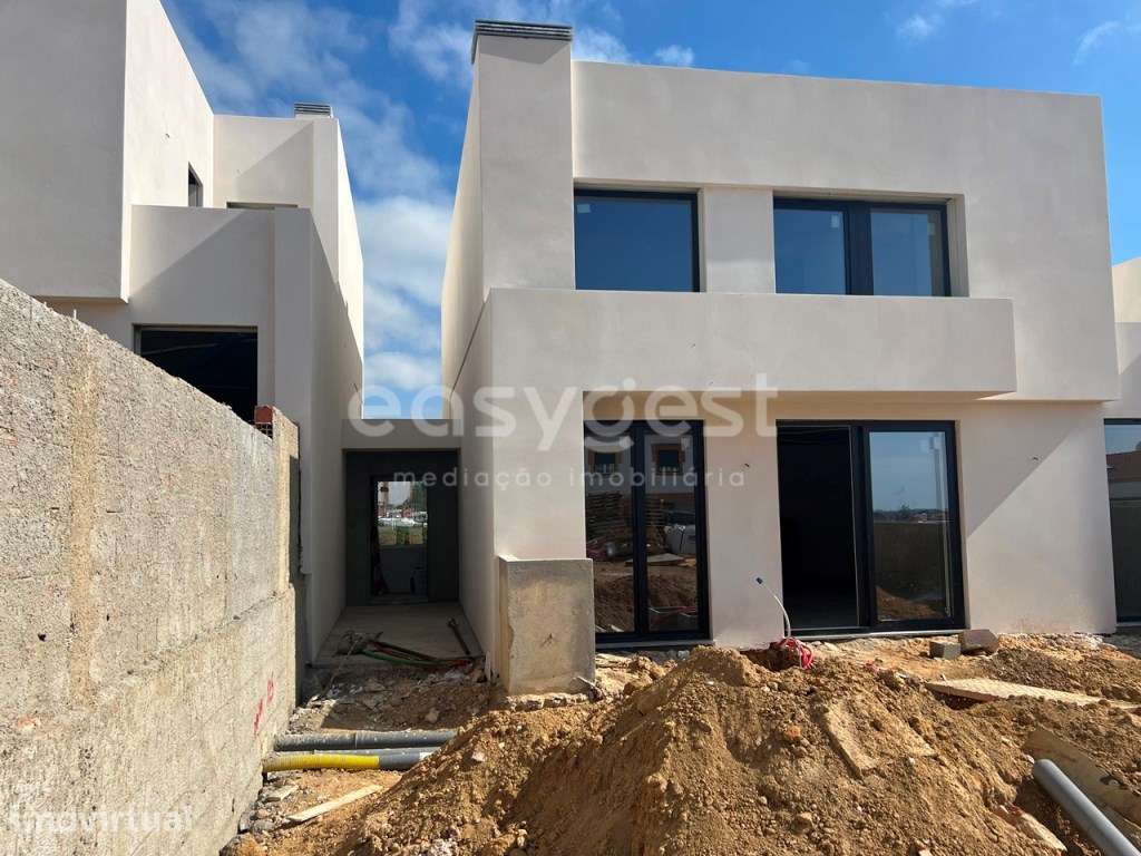Moradia T4 em construção, Condomínio Fechado e Garagem - Grande imagem: 3/50