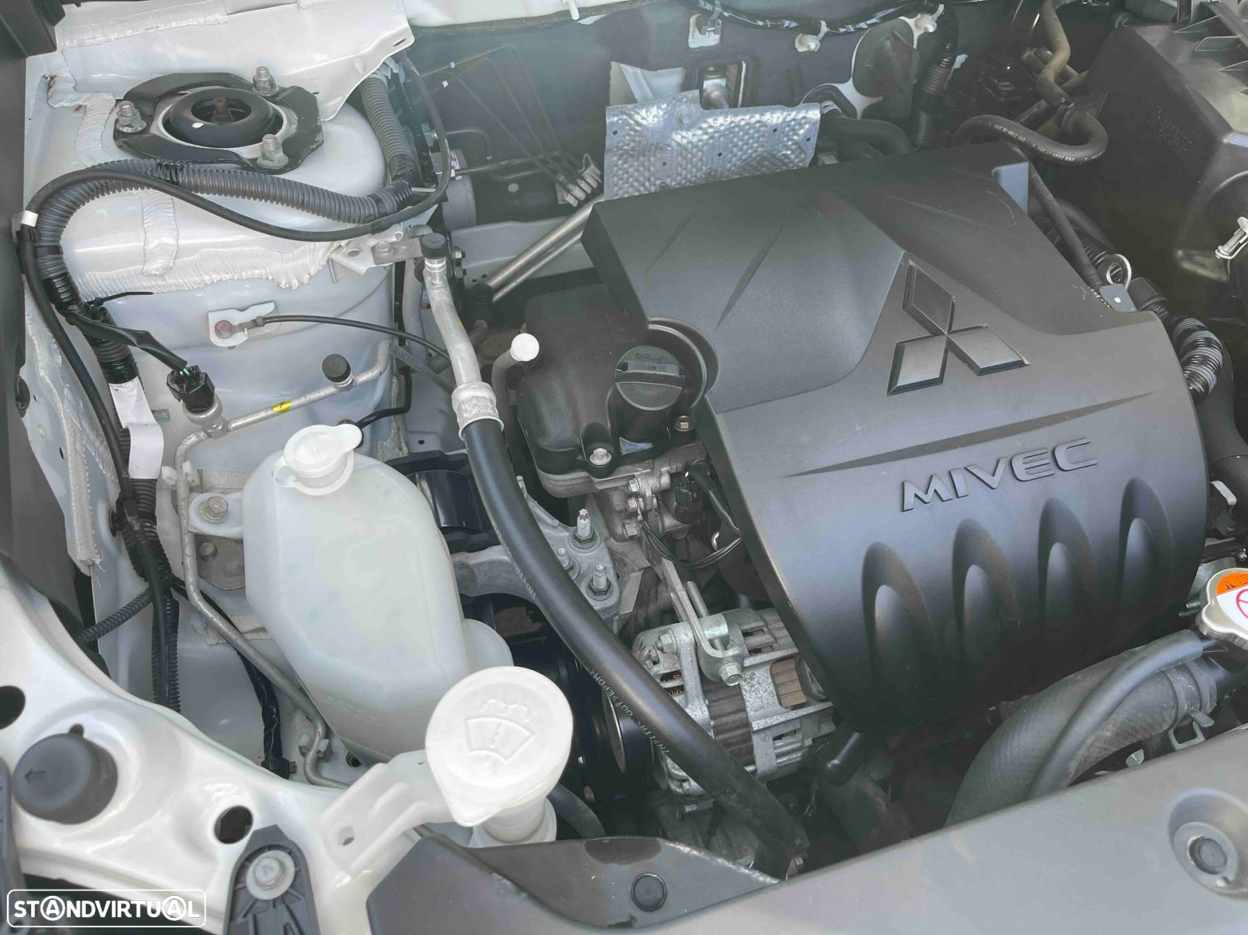 Mitsubishi ASX 1.6 MIVEC Intense Connect Edition - 19