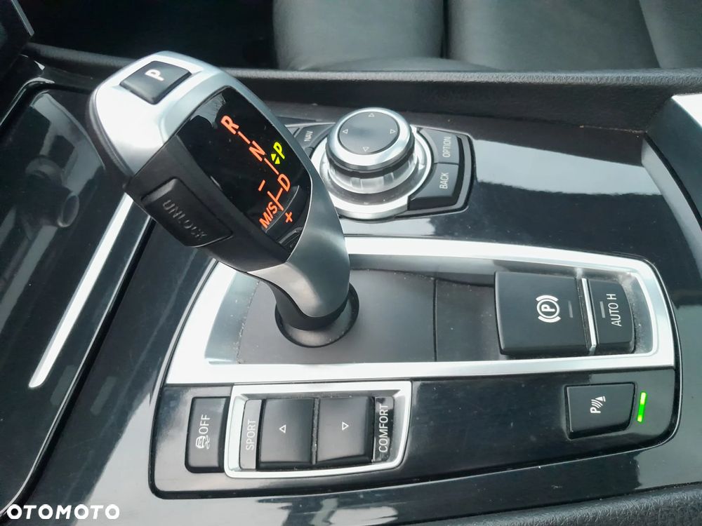 BMW 5GT 520d Luxury Line - 28