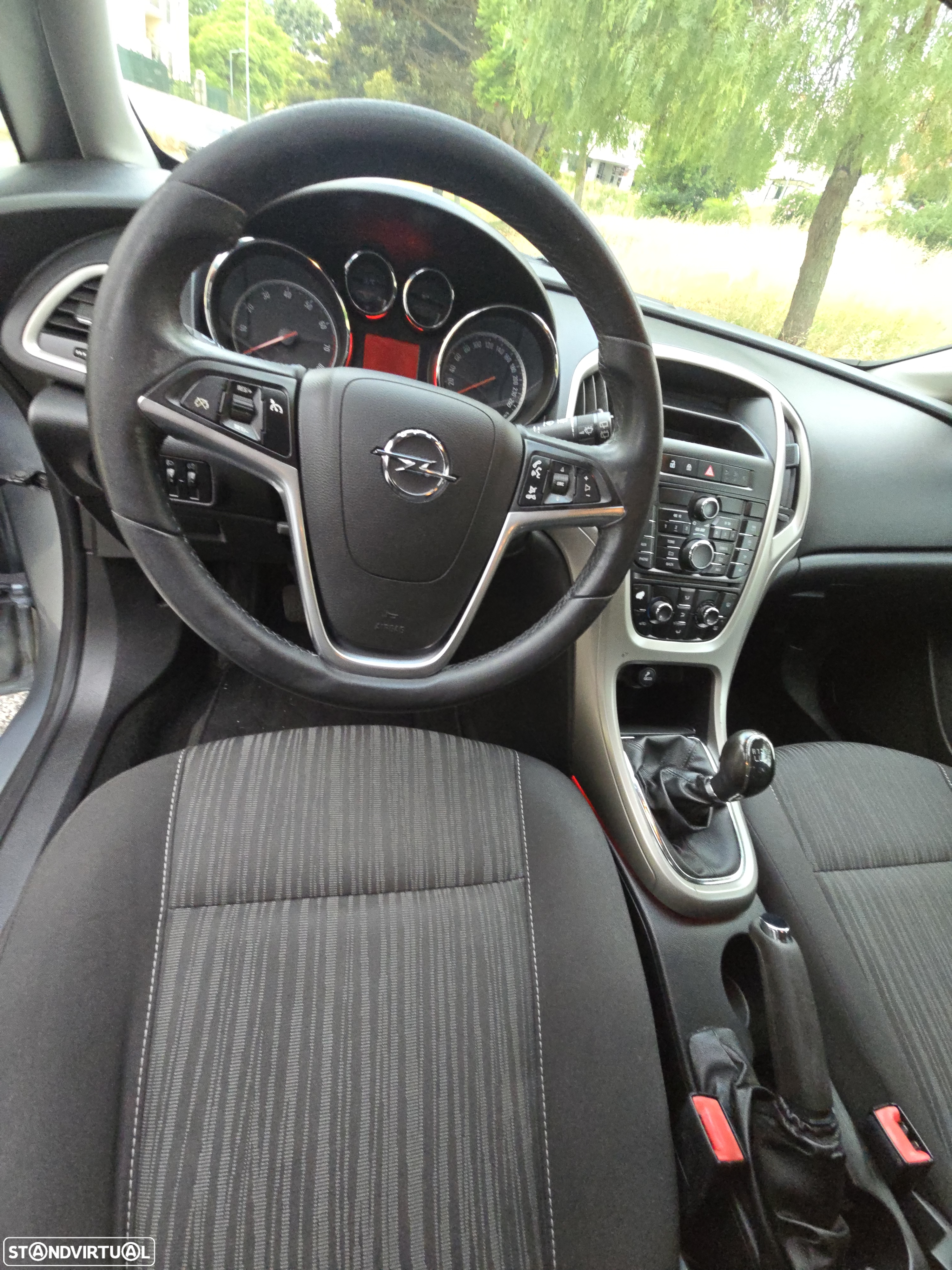Opel Astra Sports Tourer 1.4 Executive J16 - 20