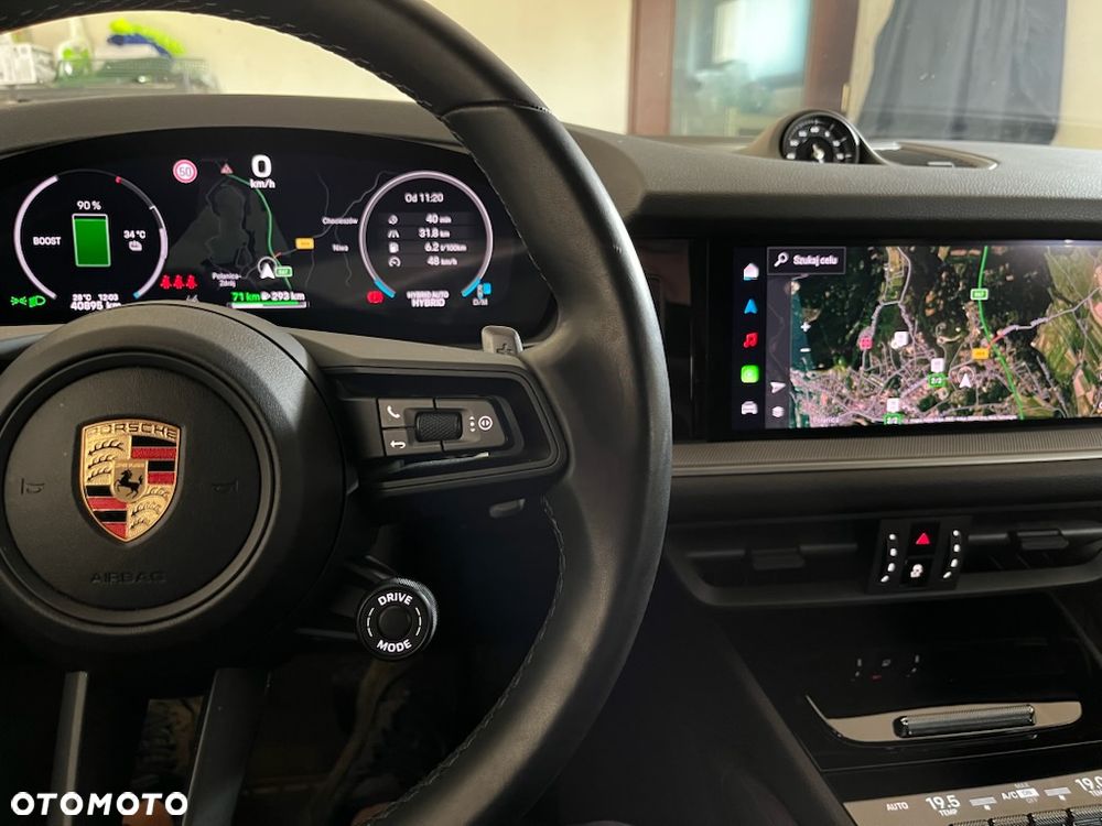 Porsche Cayenne - 8