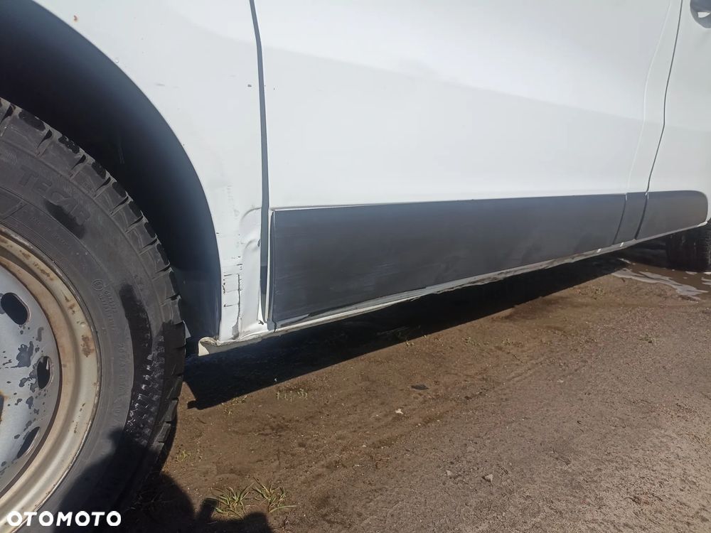 Renault Trafic 3 - 25