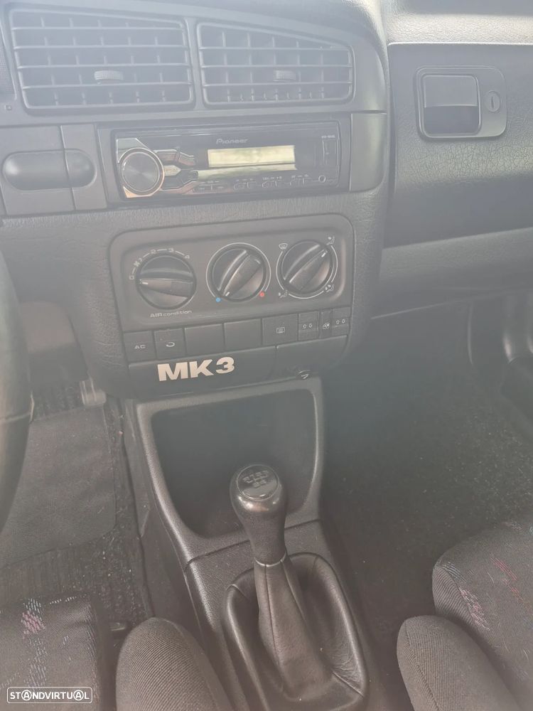VW Golf 1.6 GT - 3