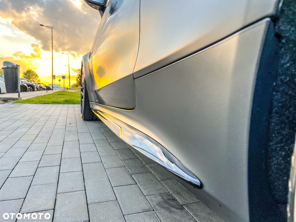 Mercedes-Benz Klasa C AMG 63 AMG Speedshift 7G-MCT - 13