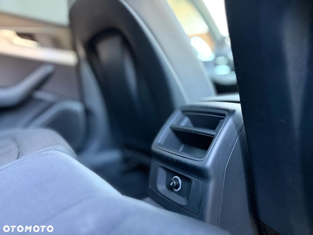 Audi A4 Limousine 2.0 TDI DPF clean diesel quattro Ambition - 20