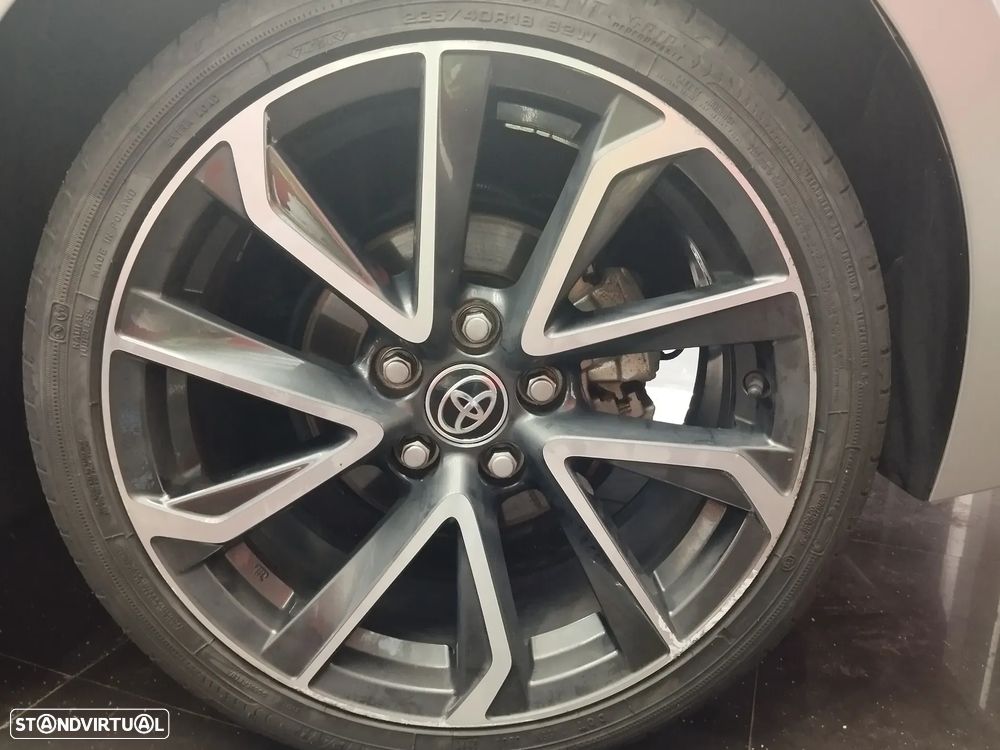 Toyota Corolla 1.8 Hybrid Comfort - 9