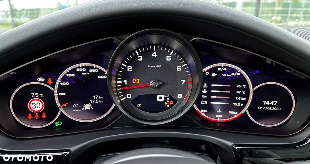 Porsche Panamera - 19