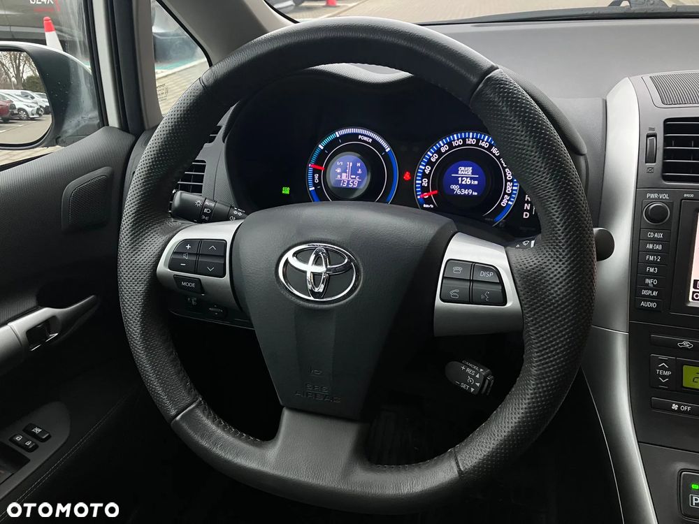 Toyota Auris - 22