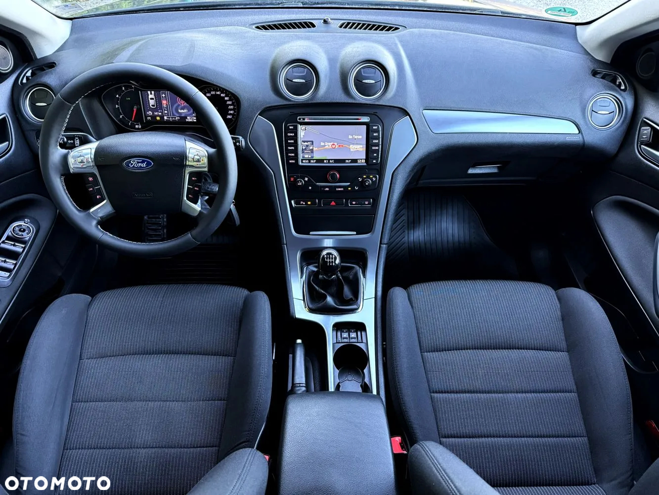 Ford Mondeo - 24
