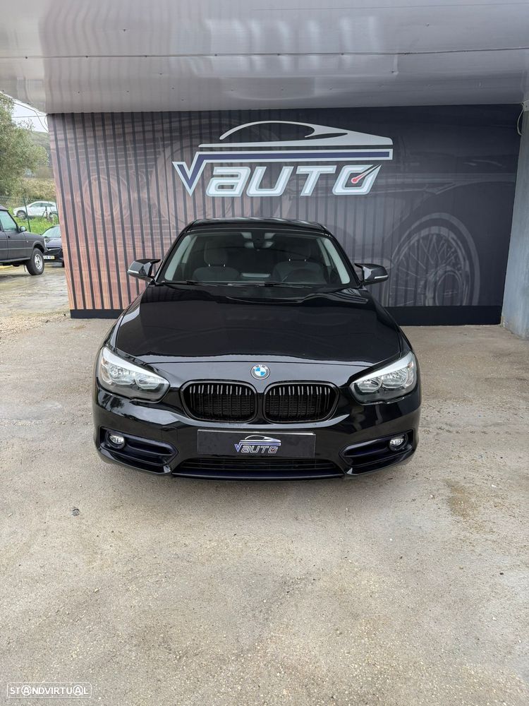 BMW 116 i Sport Line - 32