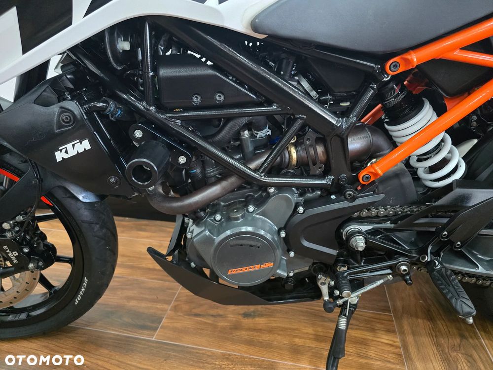 KTM Duke - 12
