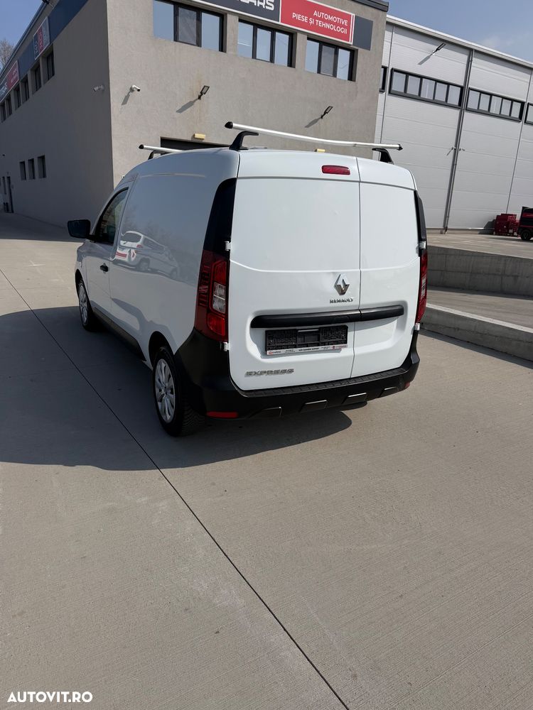 Renault EXPRESS - 10