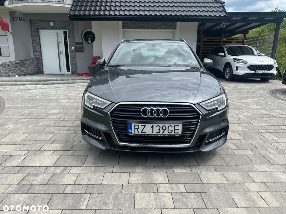 Audi A3 Sportback - 2