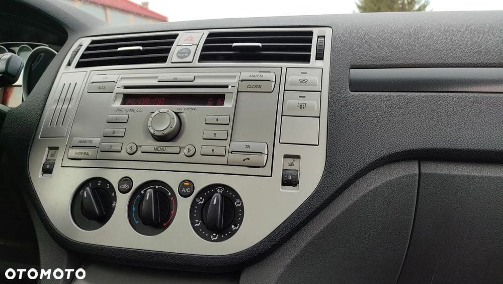 Ford Kuga 2.0 TDCi 2x4 Trend - 11