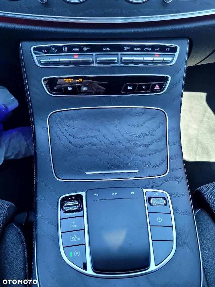 Mercedes-Benz Klasa E 200 Avantgarde - 14