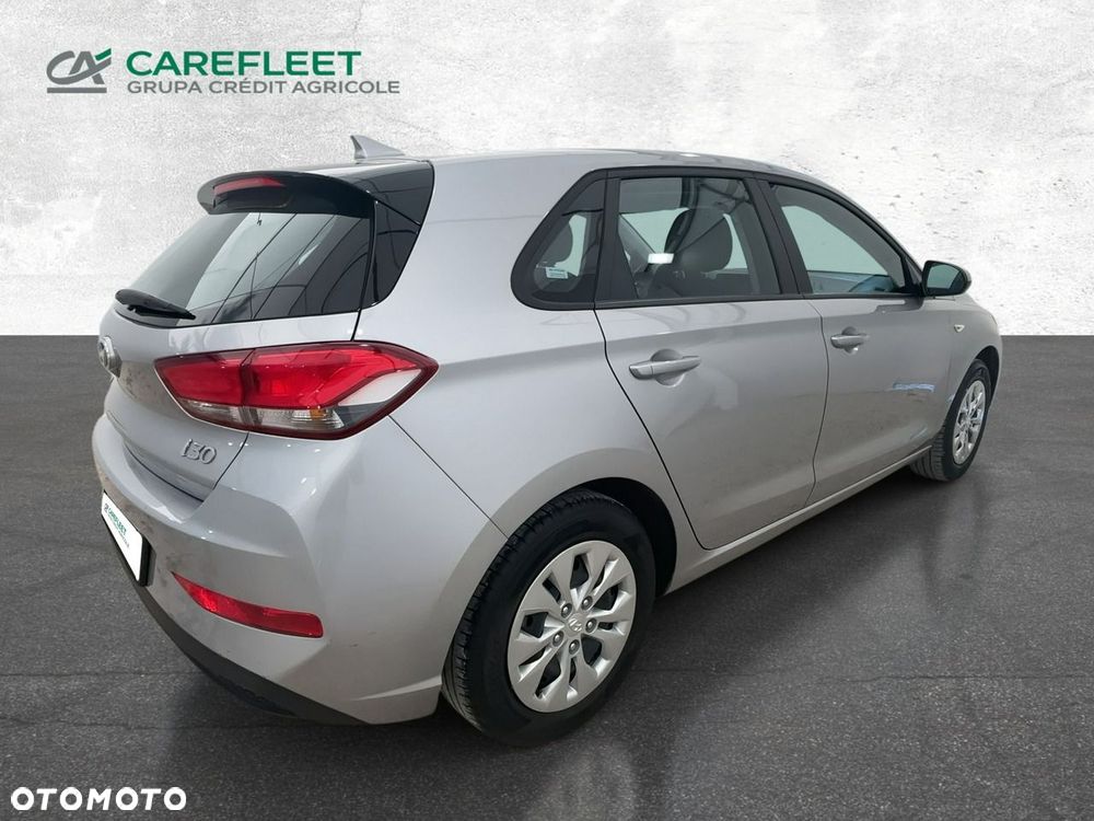 Hyundai i30 1.5 DPI Classic + - 5