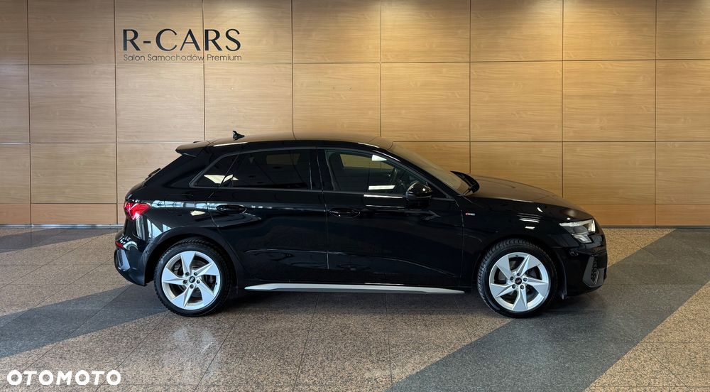 Audi A3 Sportback 35 TFSI S tronic S line - 2