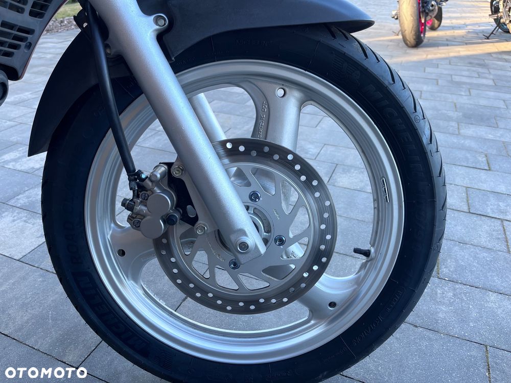 Honda Varadero - 12