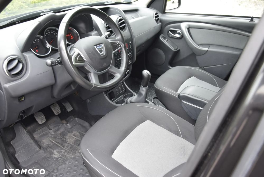 Dacia Duster 1.6 SCe Access S&S - 16
