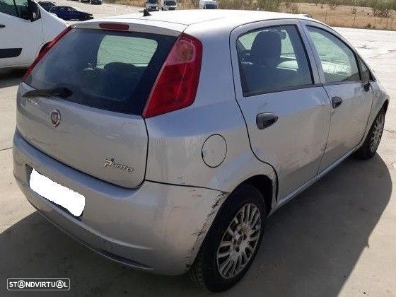 Peças Fiat Grande Punto (199_) 2005 a 2010 - 10