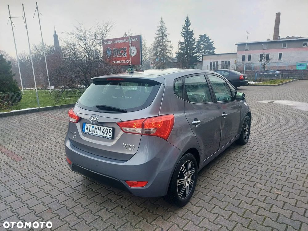 Hyundai ix20 1.6 CRDi UEFA EURO 2012 Edition - 5