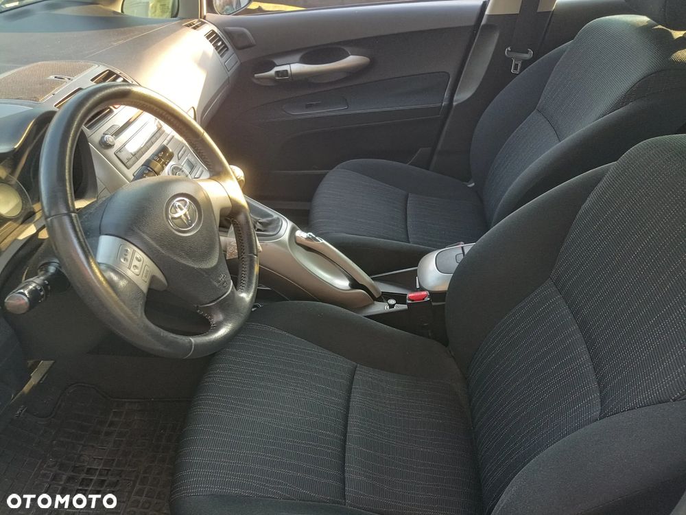 Toyota Auris 1.33 VVT-i Entry - 8