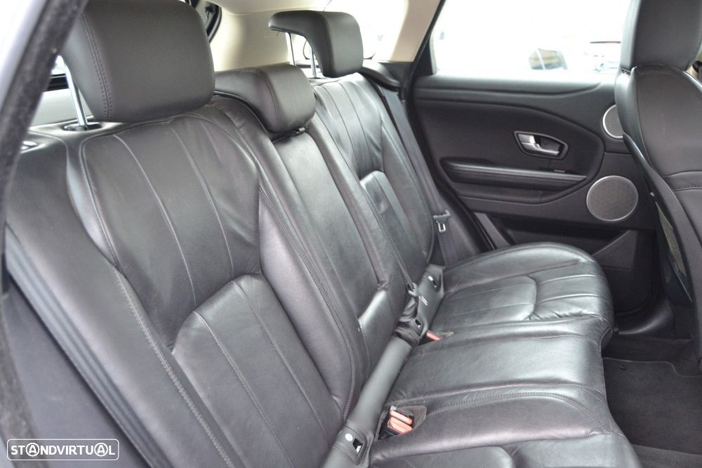 Land Rover Range Rover Evoque 2.0 TD4 SE Auto - 33