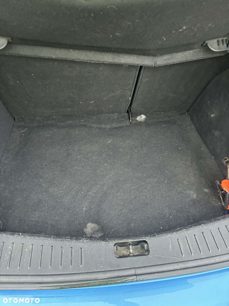 Ford Focus 1.8 FF Platinium X - 27