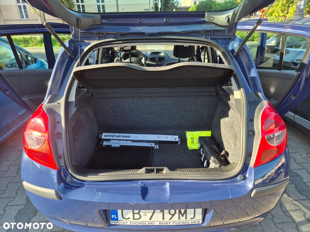 Renault Clio 1.2 16V Authentique - 7