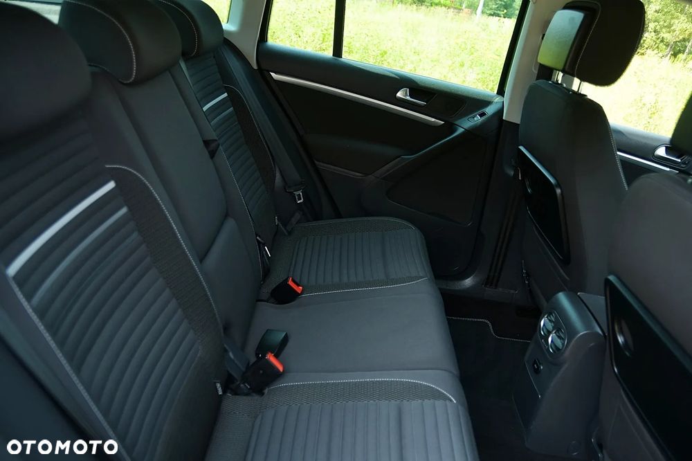Volkswagen Tiguan 2.0 TDI DPF BlueMotion Technology Cup Sport & Style - 24