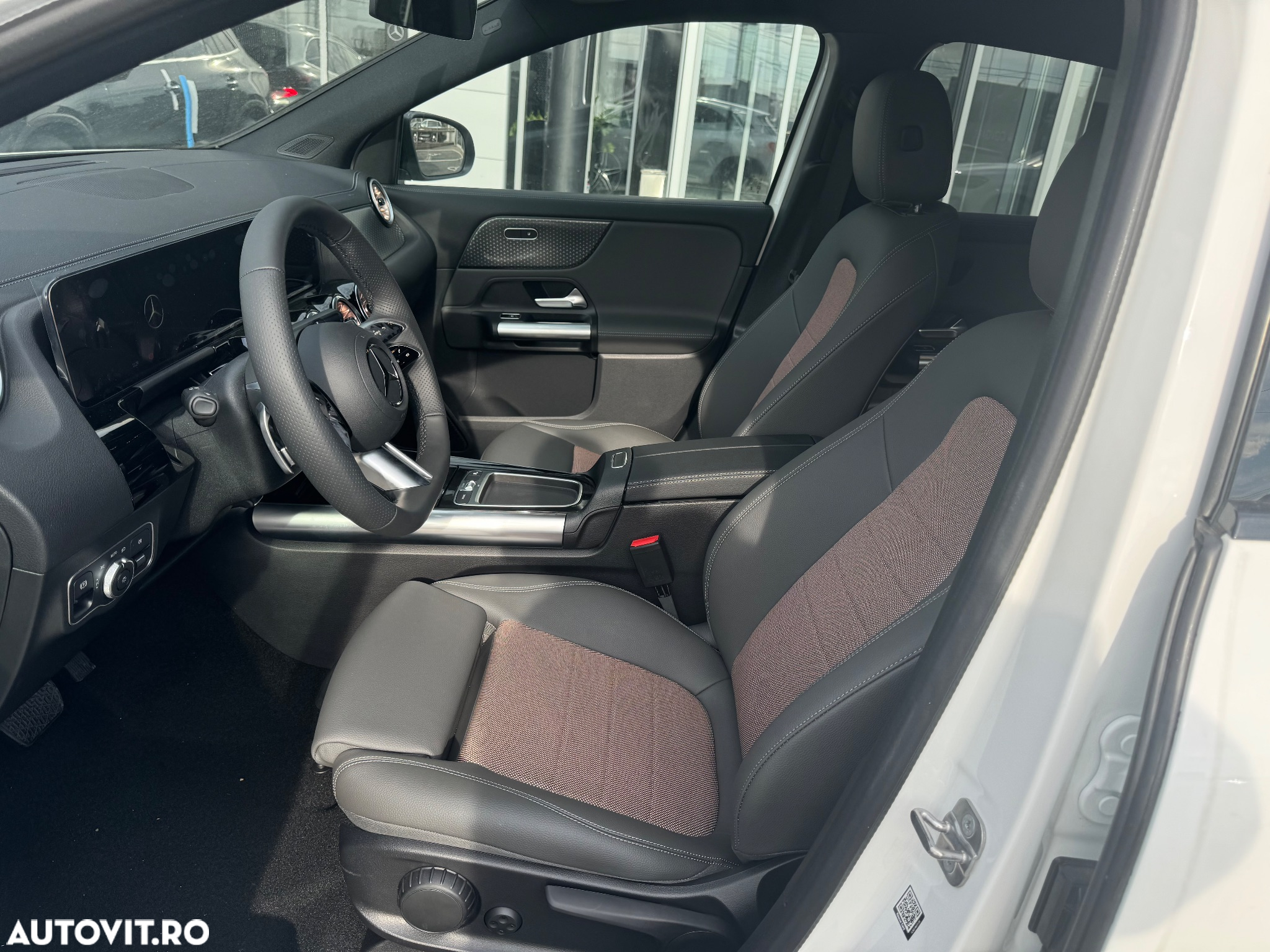 Mercedes-Benz EQA 250+ - 18