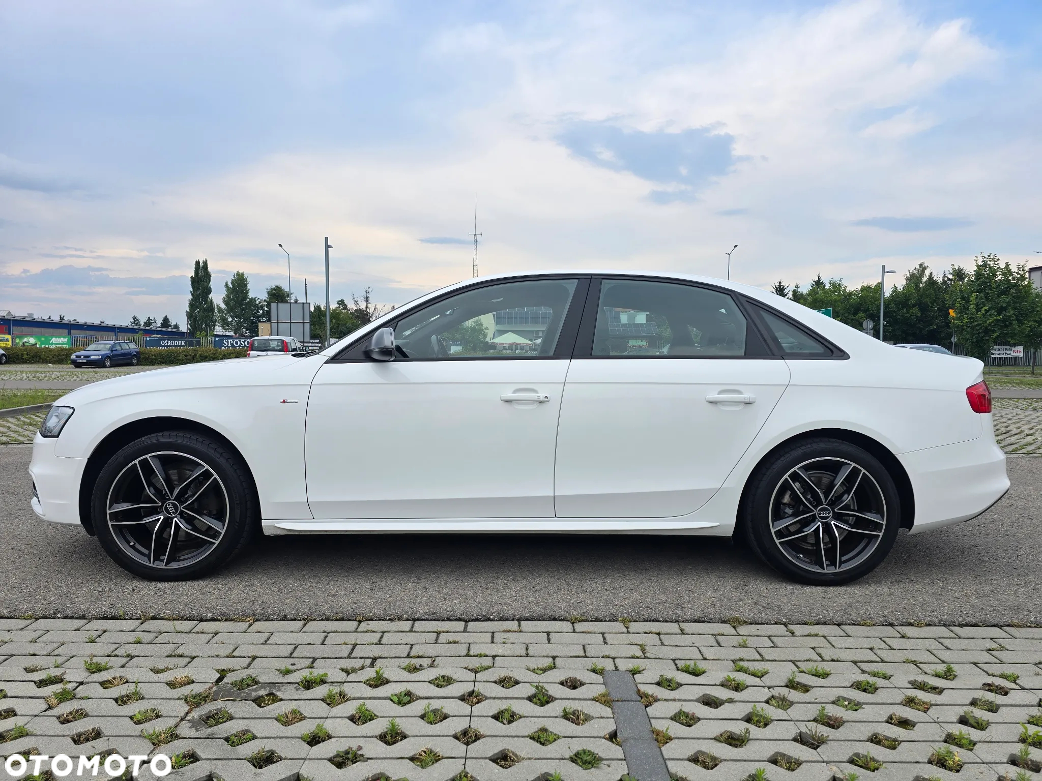 Audi A4 2.0 TDI Multitronic - 9