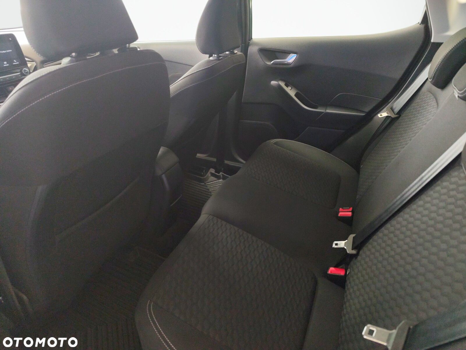 Ford Fiesta - 12