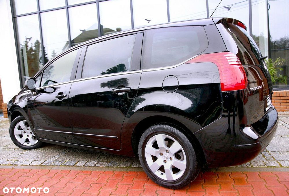 Peugeot 5008 1.6 THP Premium - 28