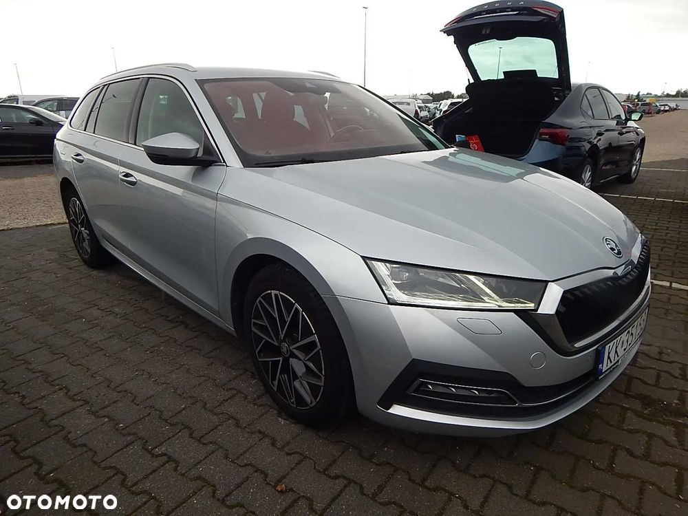 Skoda Octavia 2.0 TDI Style DSG - 3